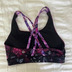 Selling a size 4 Lululemon Energy Bra